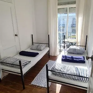 Apartment Bagetti Hostel Only For Girls, Lisbon